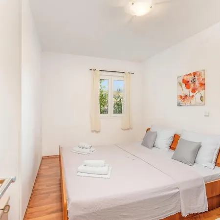 Diana Apartman *